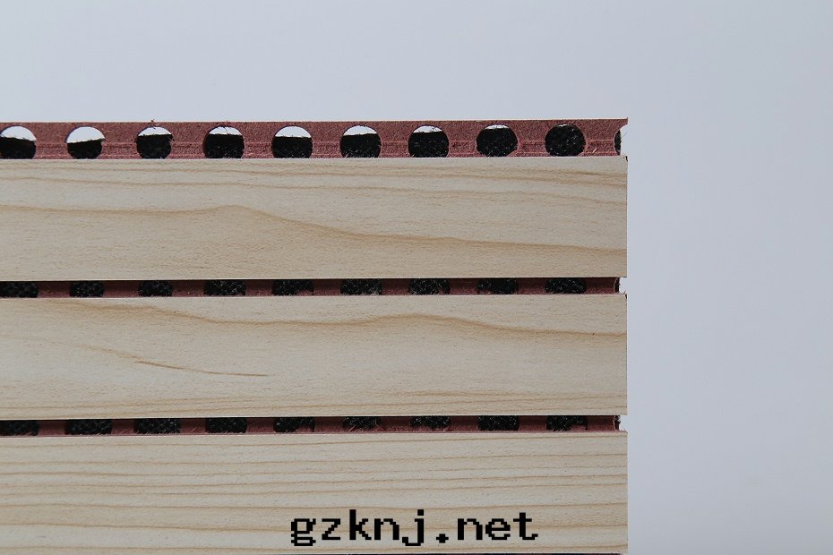 阻燃吸音(yīn)槽闆