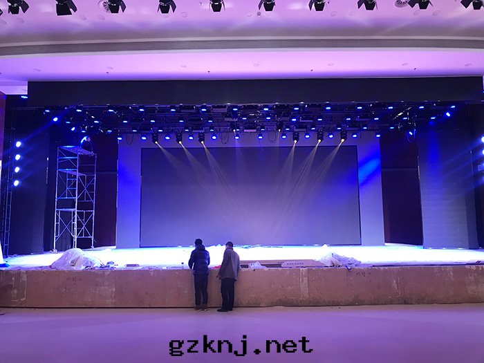 小學(xué)舞(wǔ)台(tái)燈(dēng)光(guāng)工程