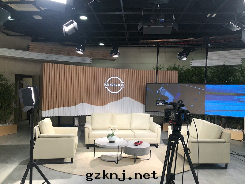 廣州花(huā)都区東(dōng)風(fēng)日産生(shēng)産基地(dì)演播室(shì)音(yīn)频擴聲系(xì)统、專業燈(dēng)光(guāng)